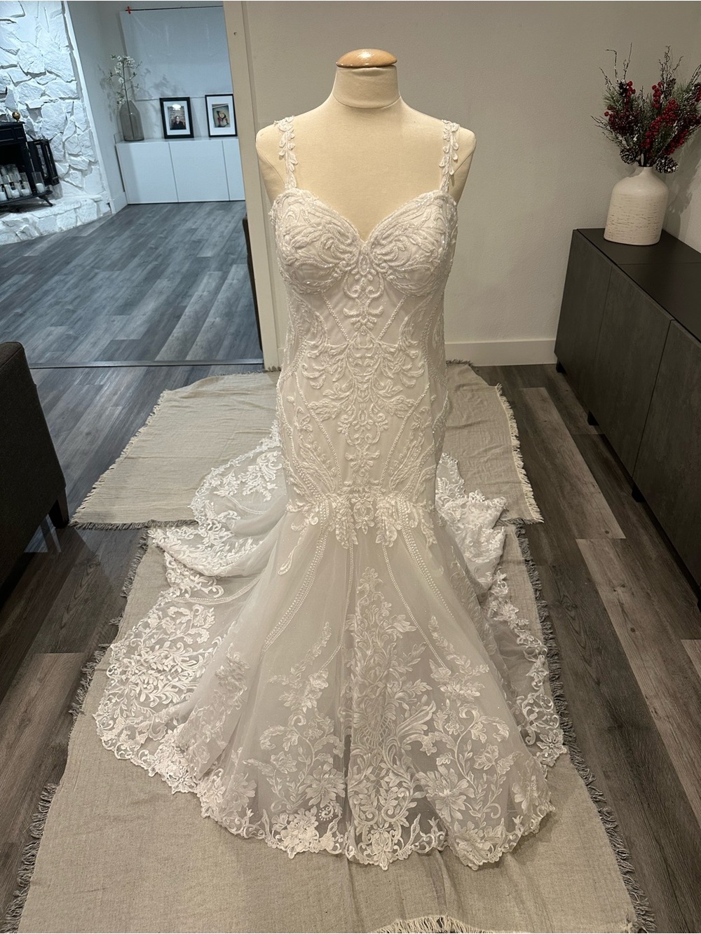 Off Shoulder Lace Wedding Dress with Shaped Train